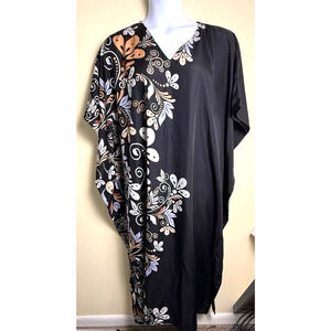 Gypsy Blu kaftan Muumuu One Size fits all black floral Casual Mrs. Roper